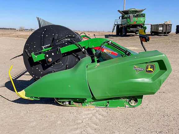 Image of John Deere RD35F equipment image 3