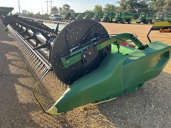 Image of John Deere RD35F equipment image 2