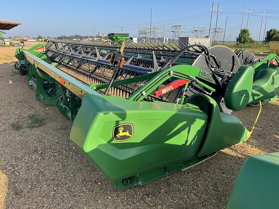 Image of John Deere RD35F equipment image 4