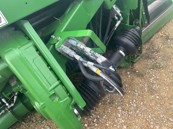 Image of John Deere RD35F equipment image 3