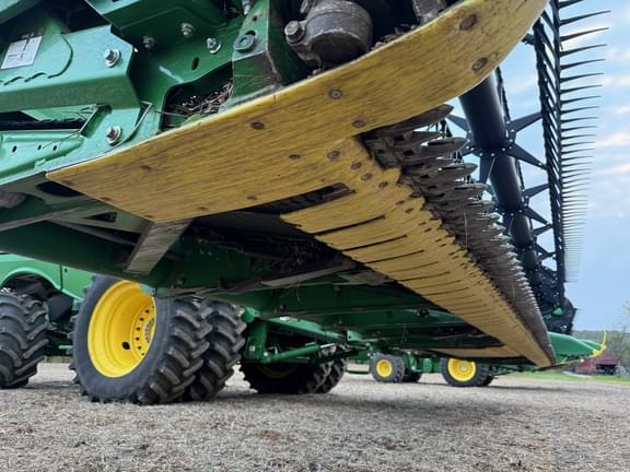 Image of John Deere RD35F equipment image 4