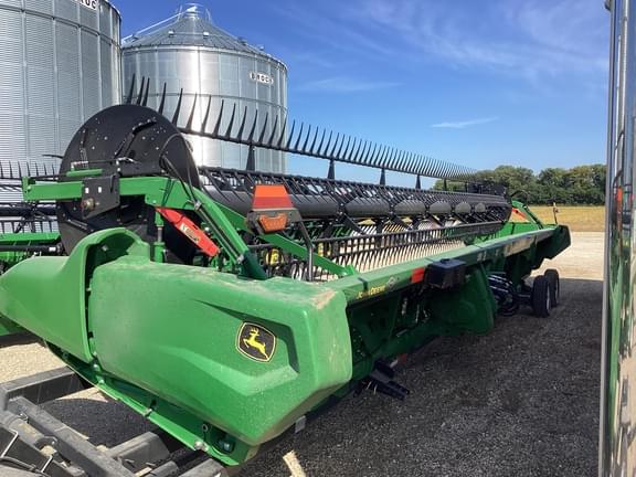 Image of John Deere RD35F equipment image 1