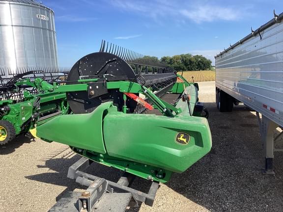 Image of John Deere RD35F equipment image 3