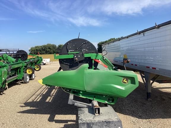 Image of John Deere RD35F equipment image 2