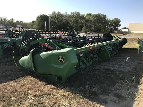 Image of John Deere RD35F equipment image 2