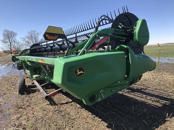 Image of John Deere RD35F Primary image