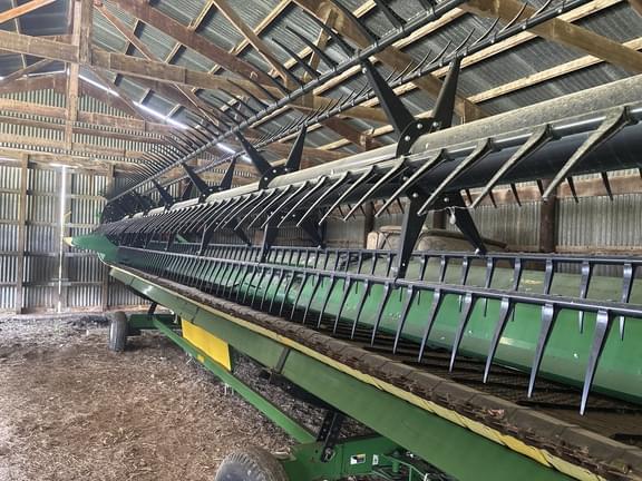 Image of John Deere RD35F equipment image 3