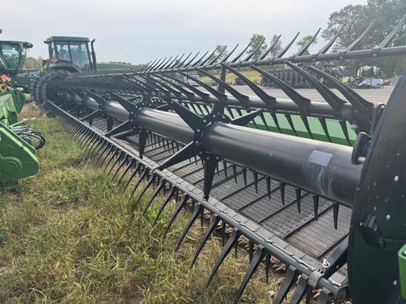 Image of John Deere RD35F Image 1