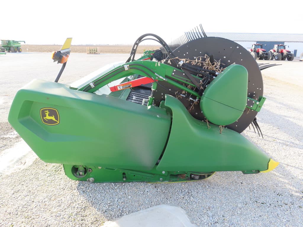 Image of John Deere RD35F Primary image