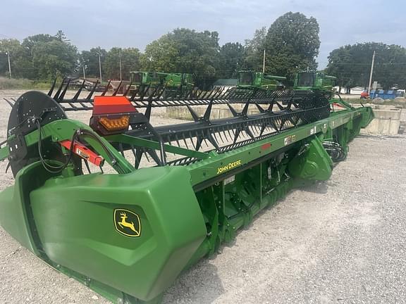 Image of John Deere RD35F equipment image 2