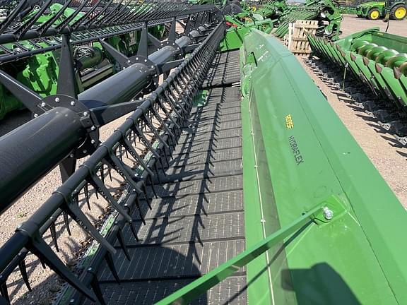 Image of John Deere RD35F equipment image 4