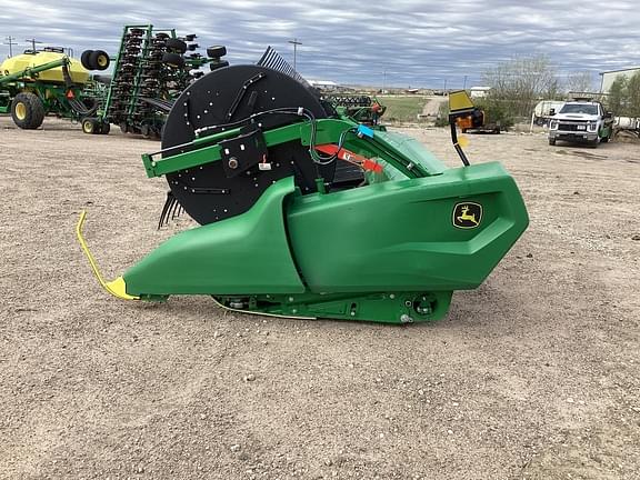 Image of John Deere RD35F equipment image 3