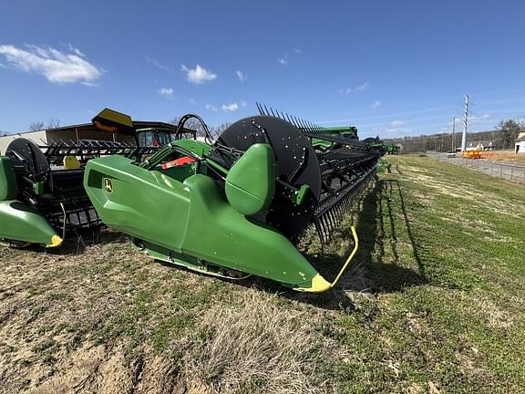 Image of John Deere RD35F equipment image 4