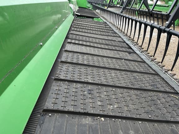 Image of John Deere RD35F equipment image 4