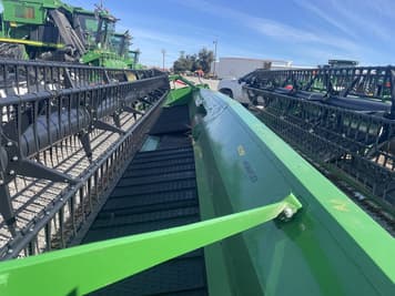 Main image John Deere RD35F