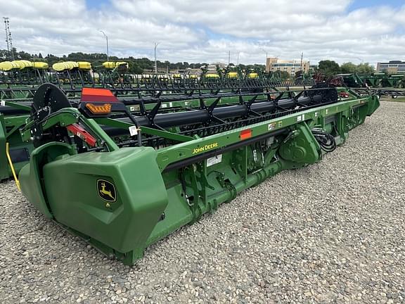 Image of John Deere RD35F equipment image 3