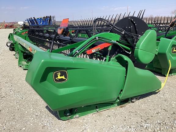 Image of John Deere RD35F equipment image 2