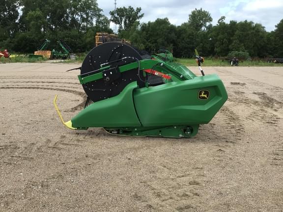 Image of John Deere RD35F equipment image 4