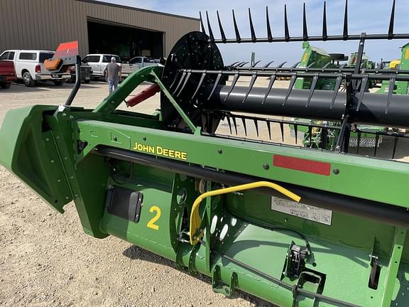 Image of John Deere RD35F equipment image 3