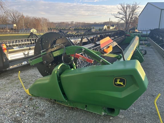 Main image John Deere RD35F
