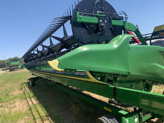 Main image John Deere RD35F