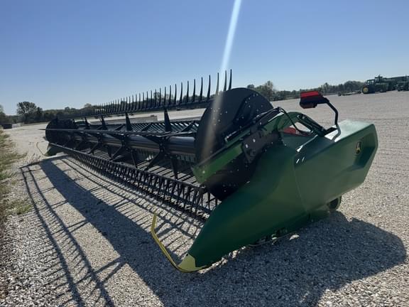Image of John Deere RD35F Primary image