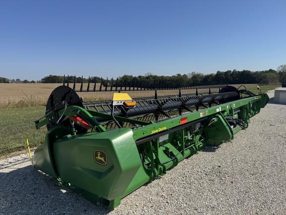 Image of John Deere RD35F equipment image 3