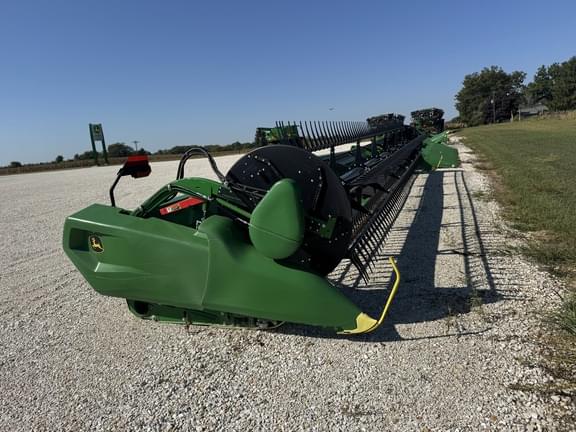 Image of John Deere RD35F equipment image 2