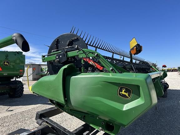 Image of John Deere RD35F equipment image 4