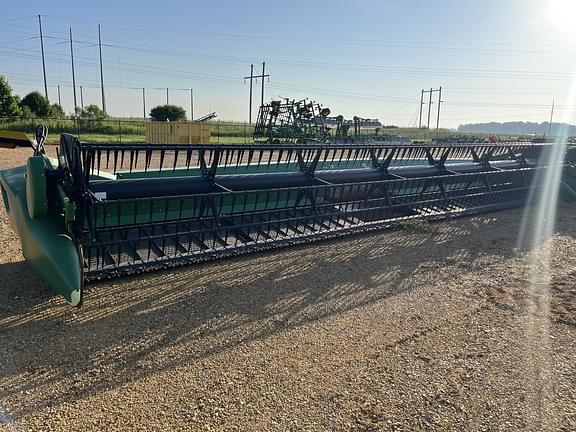 Image of John Deere RD35F Primary image