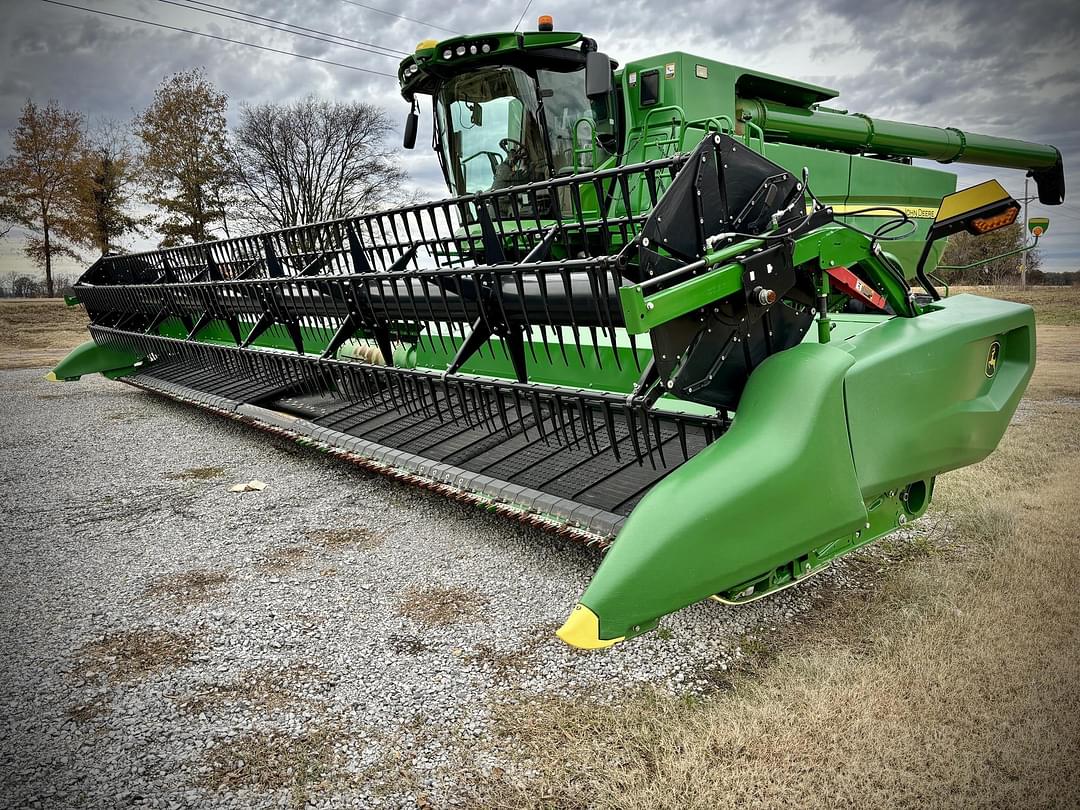 Image of John Deere RD35F Primary image