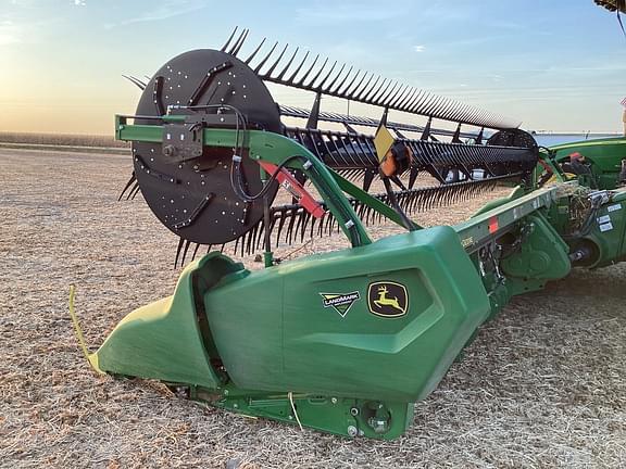 Image of John Deere RD35F equipment image 3