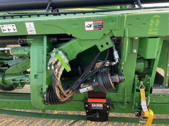 Image of John Deere RD35F equipment image 2