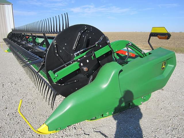 Image of John Deere RD35F equipment image 2