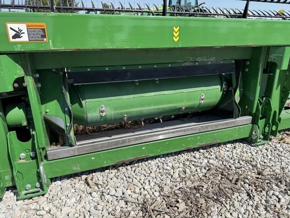 Image of John Deere RD35F equipment image 3