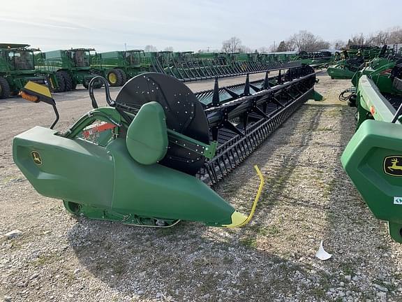 Image of John Deere RD35F equipment image 1