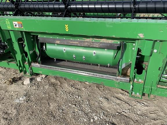 Image of John Deere RD35F equipment image 4