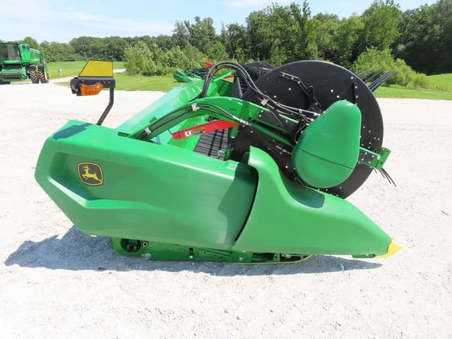 Image of John Deere RD35F equipment image 4
