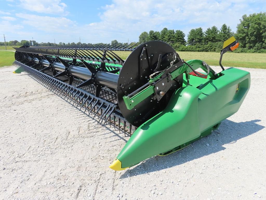 Image of John Deere RD35F Primary image
