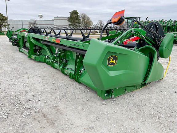 Image of John Deere RD35F equipment image 4