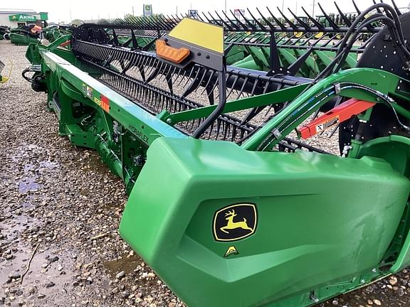 Image of John Deere RD35F equipment image 2
