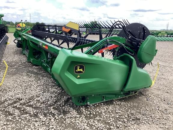 Image of John Deere RD35F equipment image 4