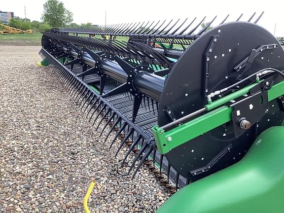 Image of John Deere RD35F equipment image 1