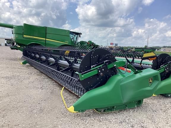 Image of John Deere RD35F equipment image 1