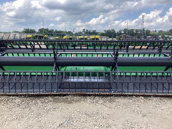 Image of John Deere RD35F equipment image 2