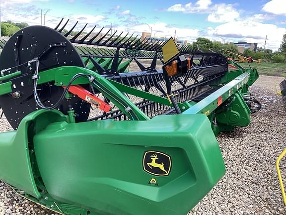 Image of John Deere RD35F equipment image 3
