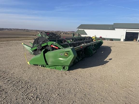 Image of John Deere RD35F equipment image 1