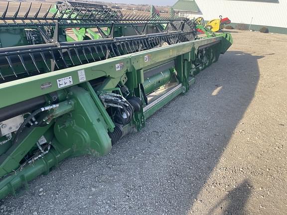 Image of John Deere RD35F equipment image 3