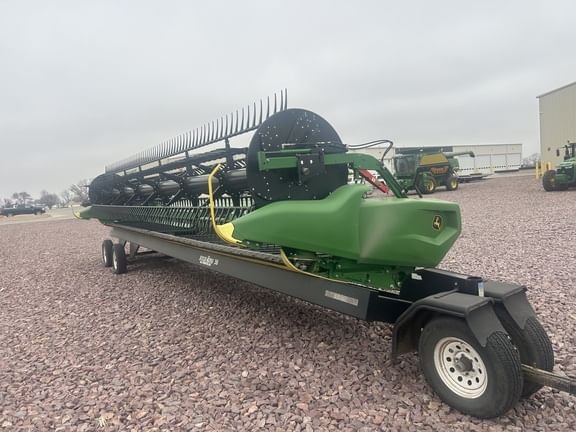 Main image John Deere RD35F