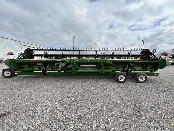 Image of John Deere RD35F equipment image 3